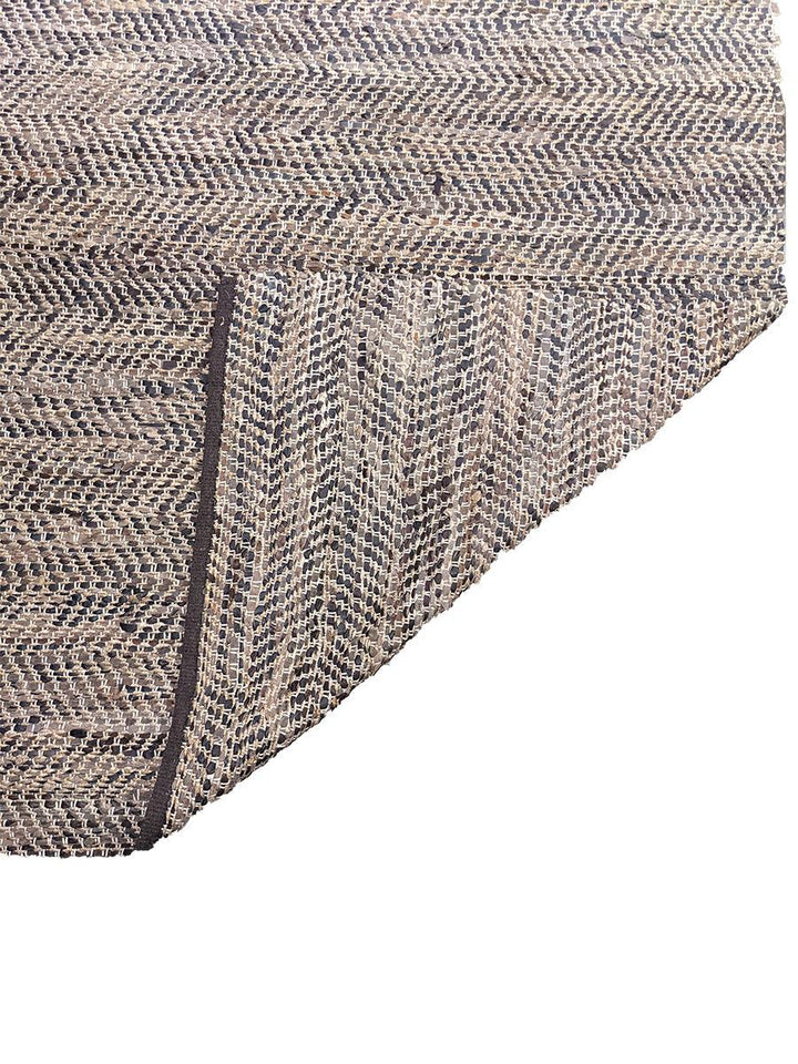 Rustic - Size: 7.3 x 4.11 - Imam Carpet Co