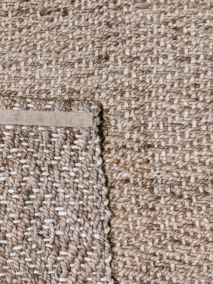 Earthbound - Size: 5.5 x 3.2 - Imam Carpet Co