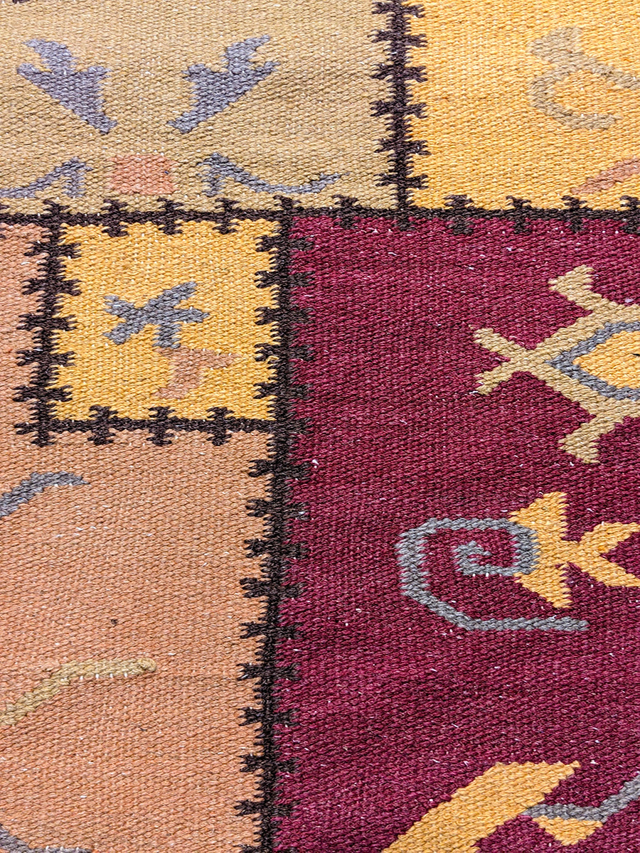 Solace - Size: 4.6 x 2.4 - Imam Carpet Co
