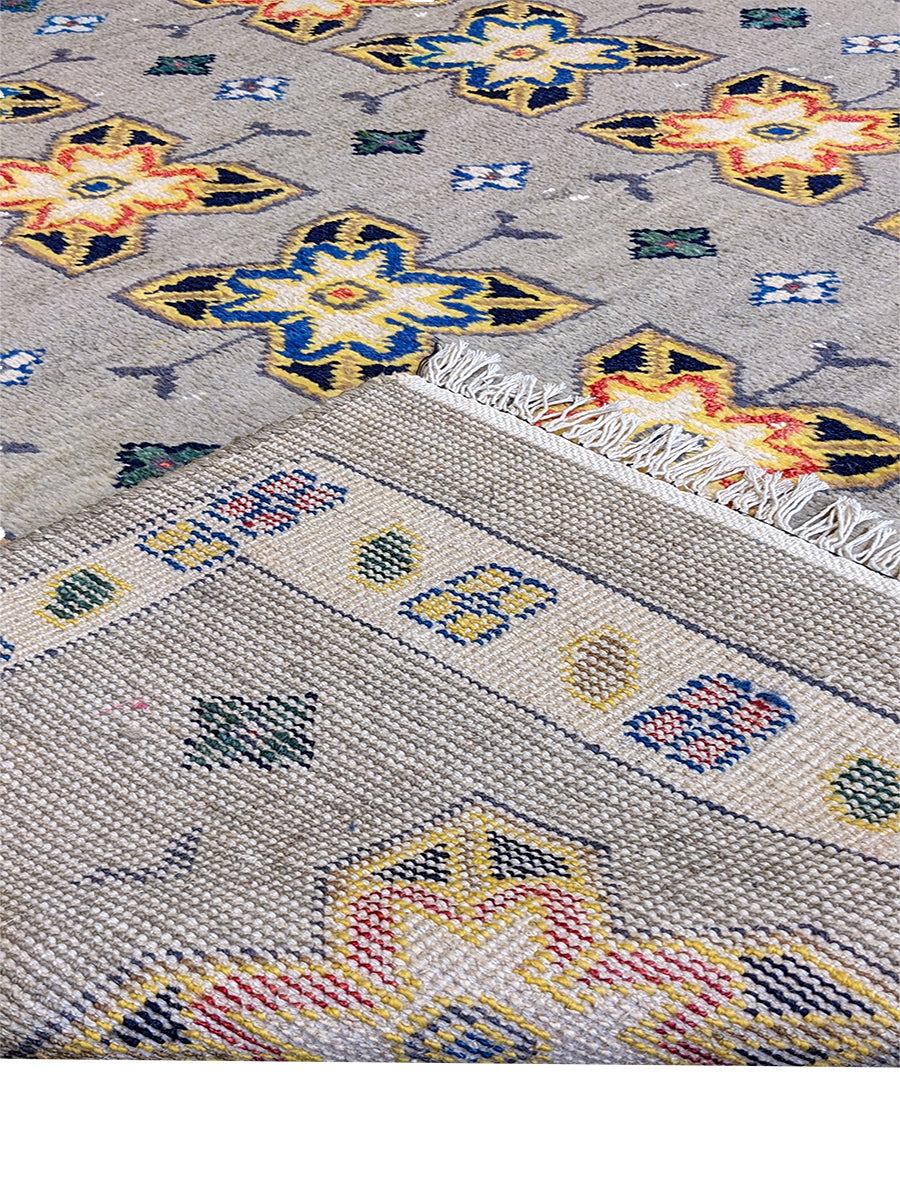 Drissi - Size: 6.11 x 4.8 - Imam Carpet Co