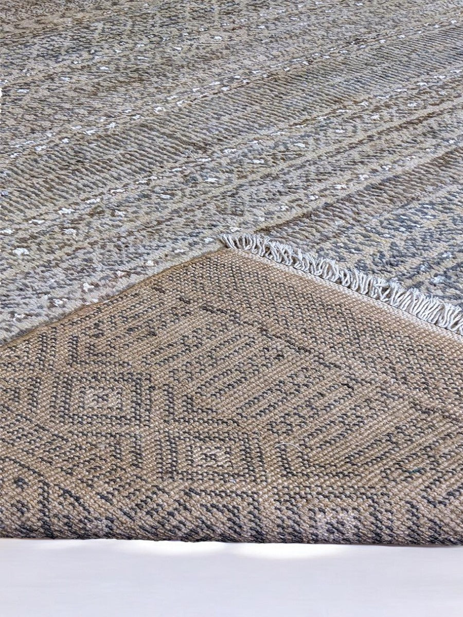 Riad - Made to Order