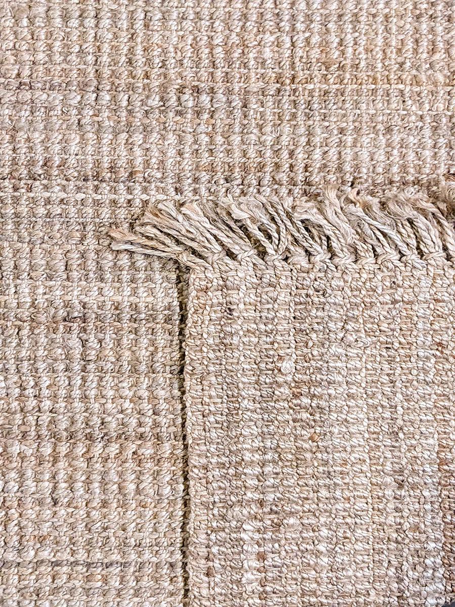 Ecocrafted - Size: 9.3 x 5.11 - Imam Carpet Co