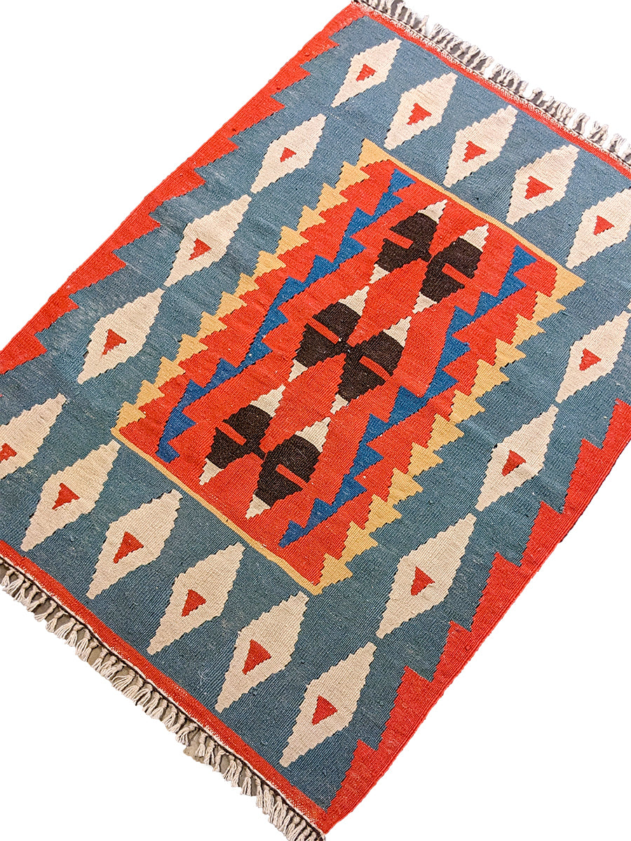 Tranquila - Size: 3.10 x 2.10 - Imam Carpet Co