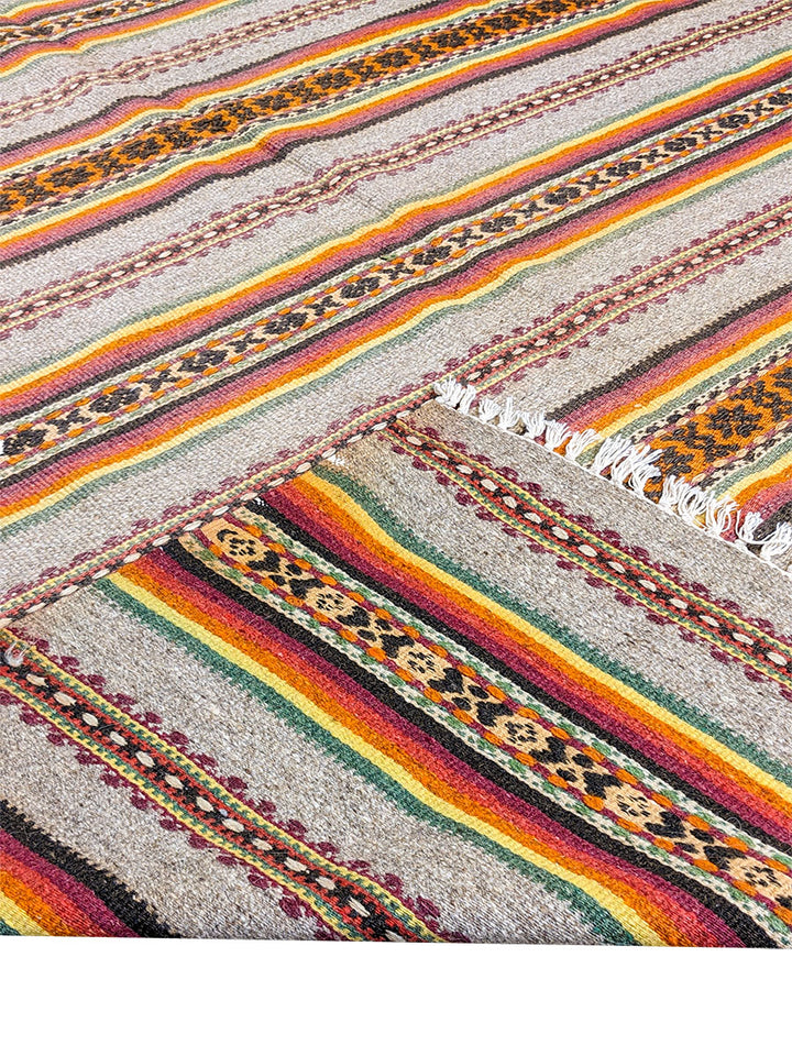 Chromistry - Size: 6.7 x 4.7 - Imam Carpet Co