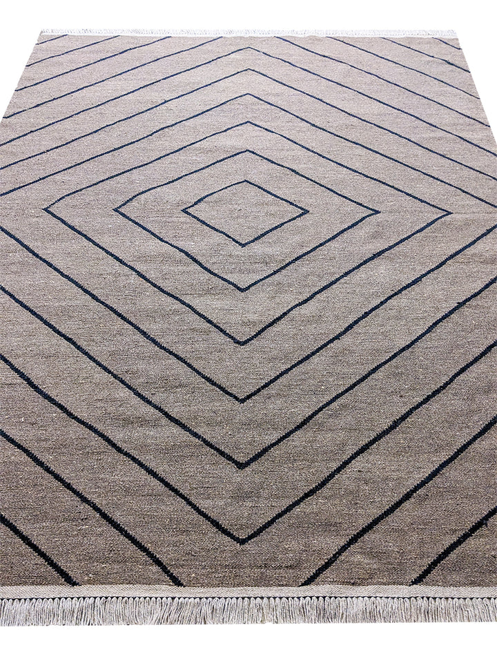 Retro - Size: 8.3 x 5.5 - Imam Carpet Co