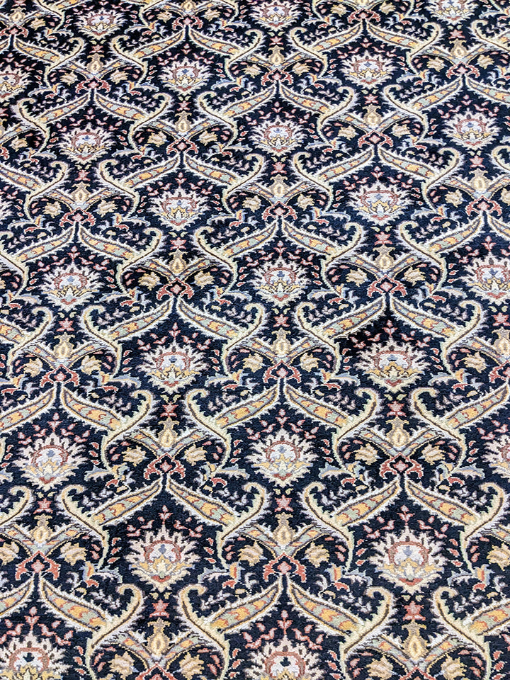 Knotwork - Size: 10.1 x 8.1 - Imam Carpet Co