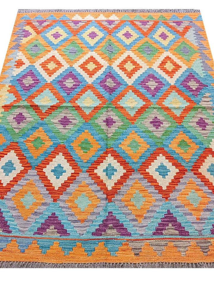Herat - Size: 5.7 x 4.4 - Imam Carpet Co