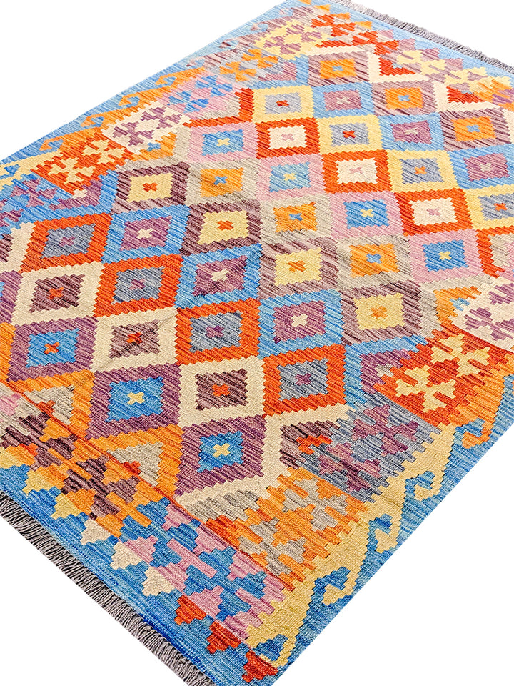 Kundail - Size: 6.6 x 4.11 - Imam Carpet Co