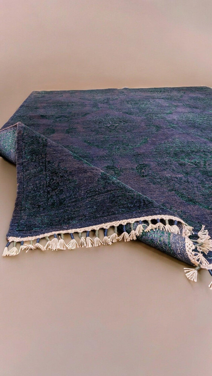 Silken - Size: 9.1 x 5.11 - Imam Carpet Co