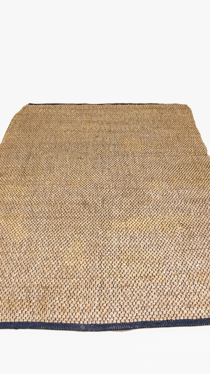 Noble - Size: 6.11 x 4.8 - Imam Carpet Co