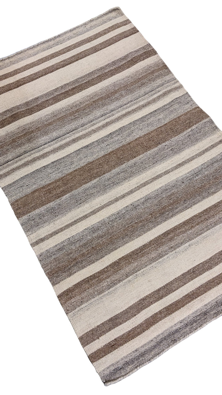 Bisat - Size: 4 x 2.6 - Imam Carpet Co