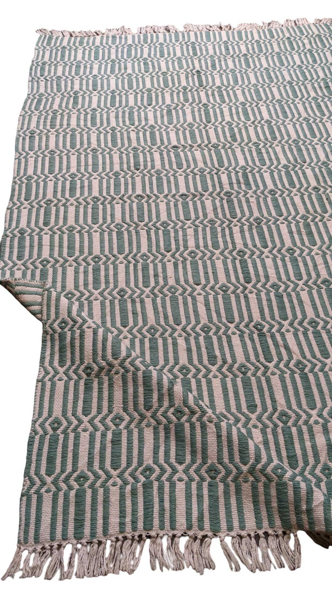 Chrome - Size: 7.10 x 4.11 - Imam Carpet Co