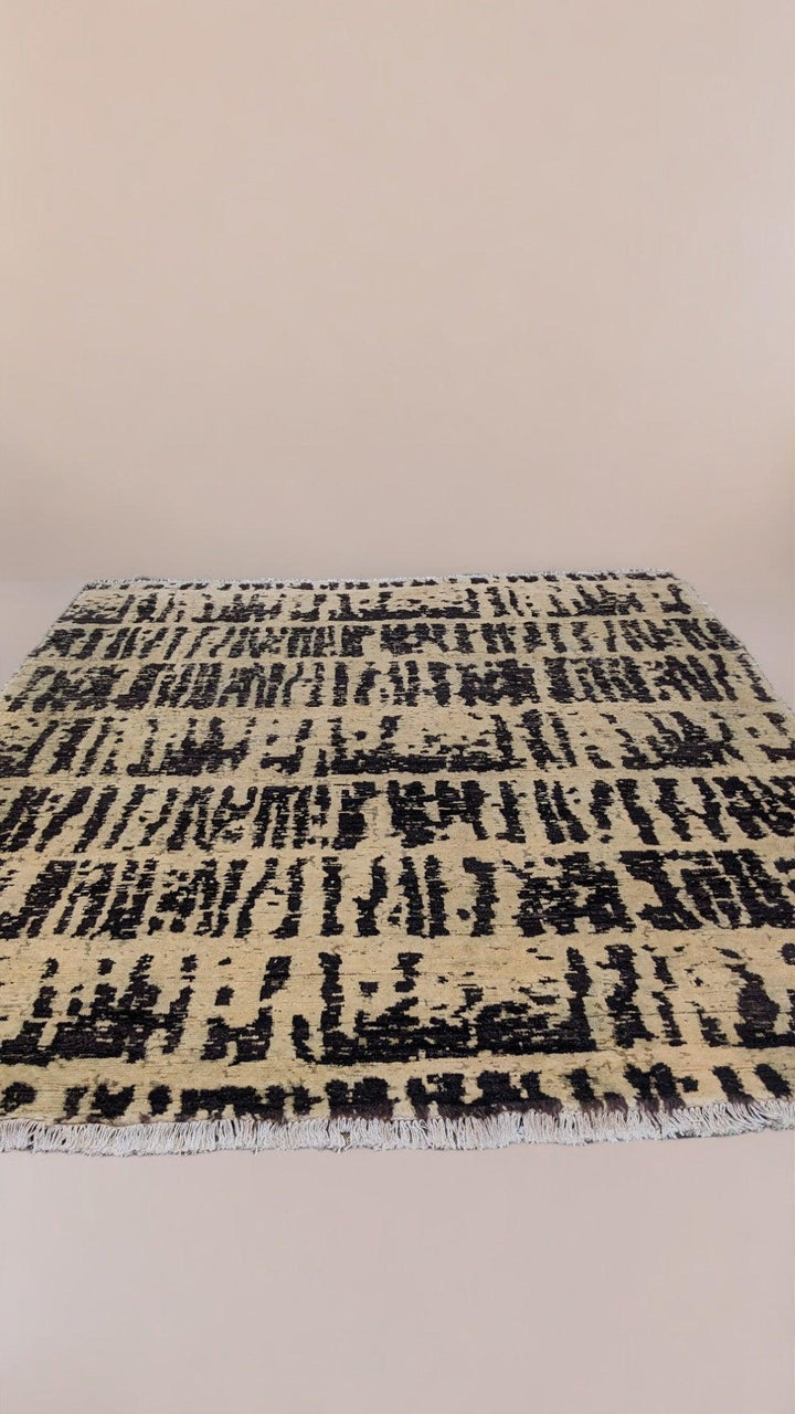 Tuareg Hand Knotted Rug - Size: 10 x 8
