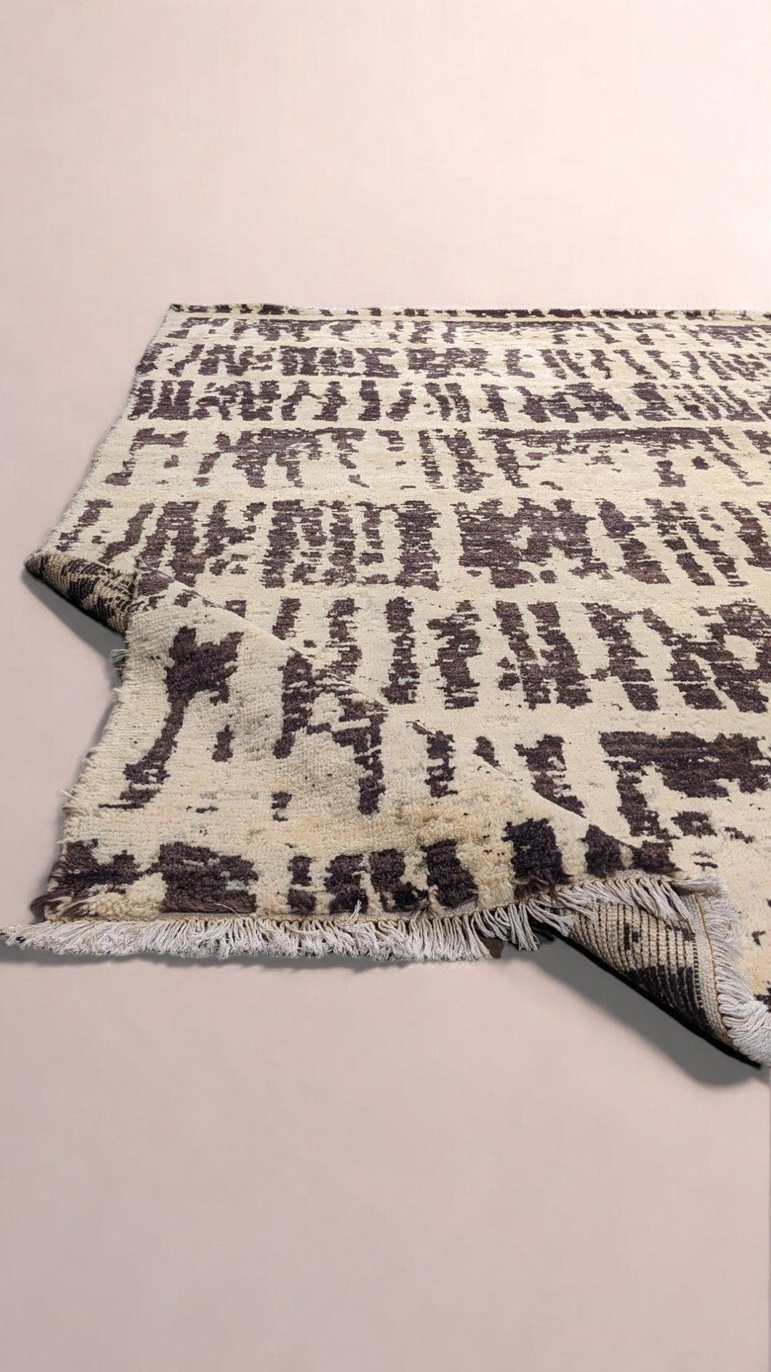 Tuareg Hand Knotted Rug - Size: 10 x 8