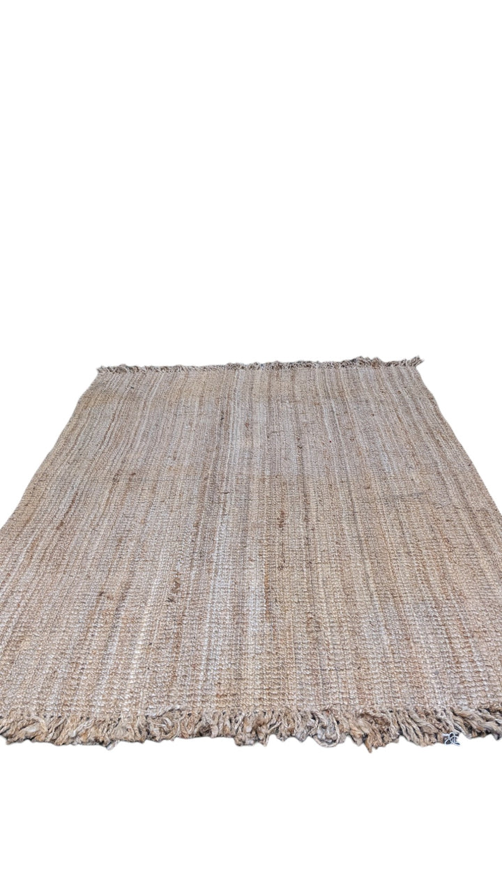 Chunky Natural Jute Rug - Size: 7.4 x 5.3