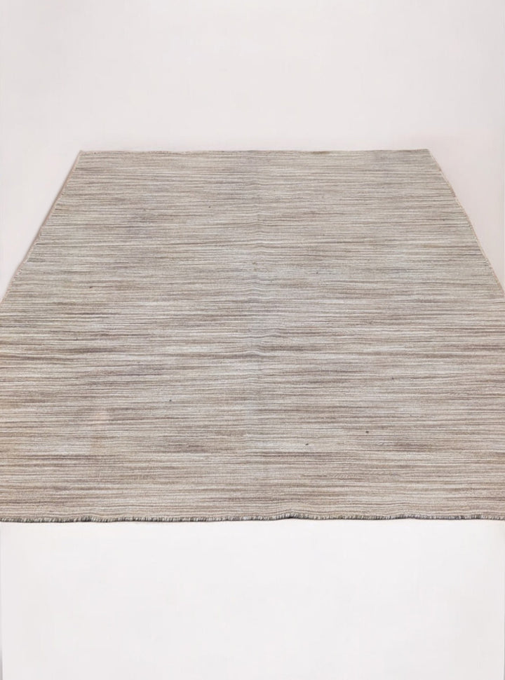 Modern Flatweave Rug - Size: 7.6 x 5.3