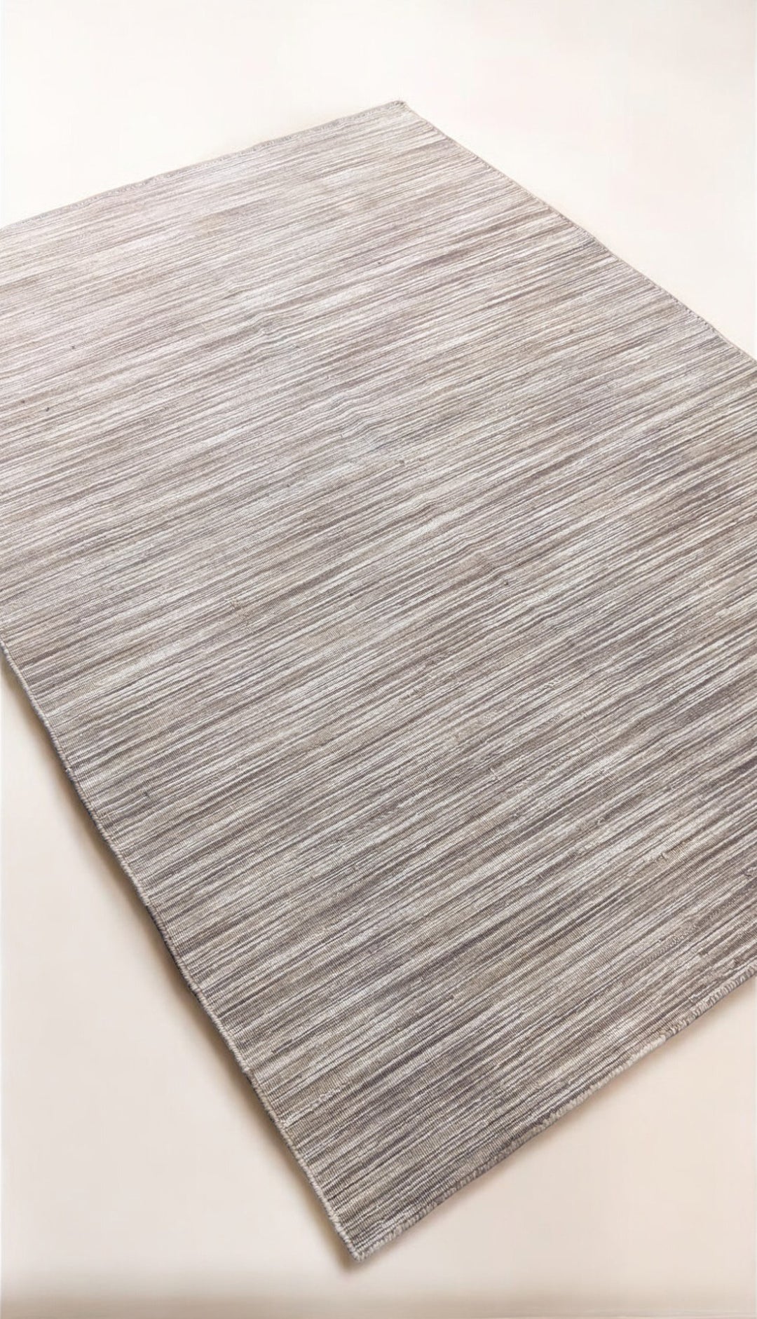 Modern Flatweave Rug - Size: 7.6 x 5.3