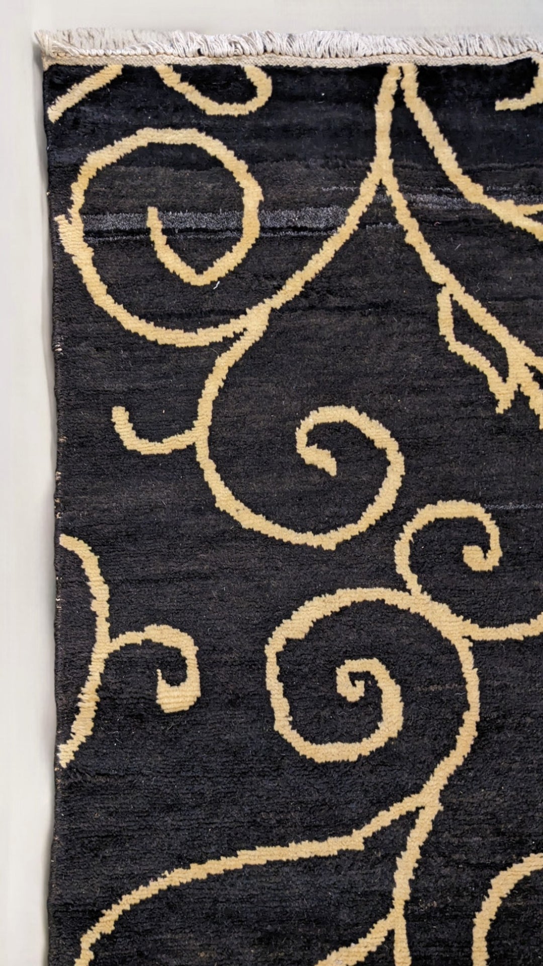 Crimson Berber Wool Rug - Size: 6 x 4