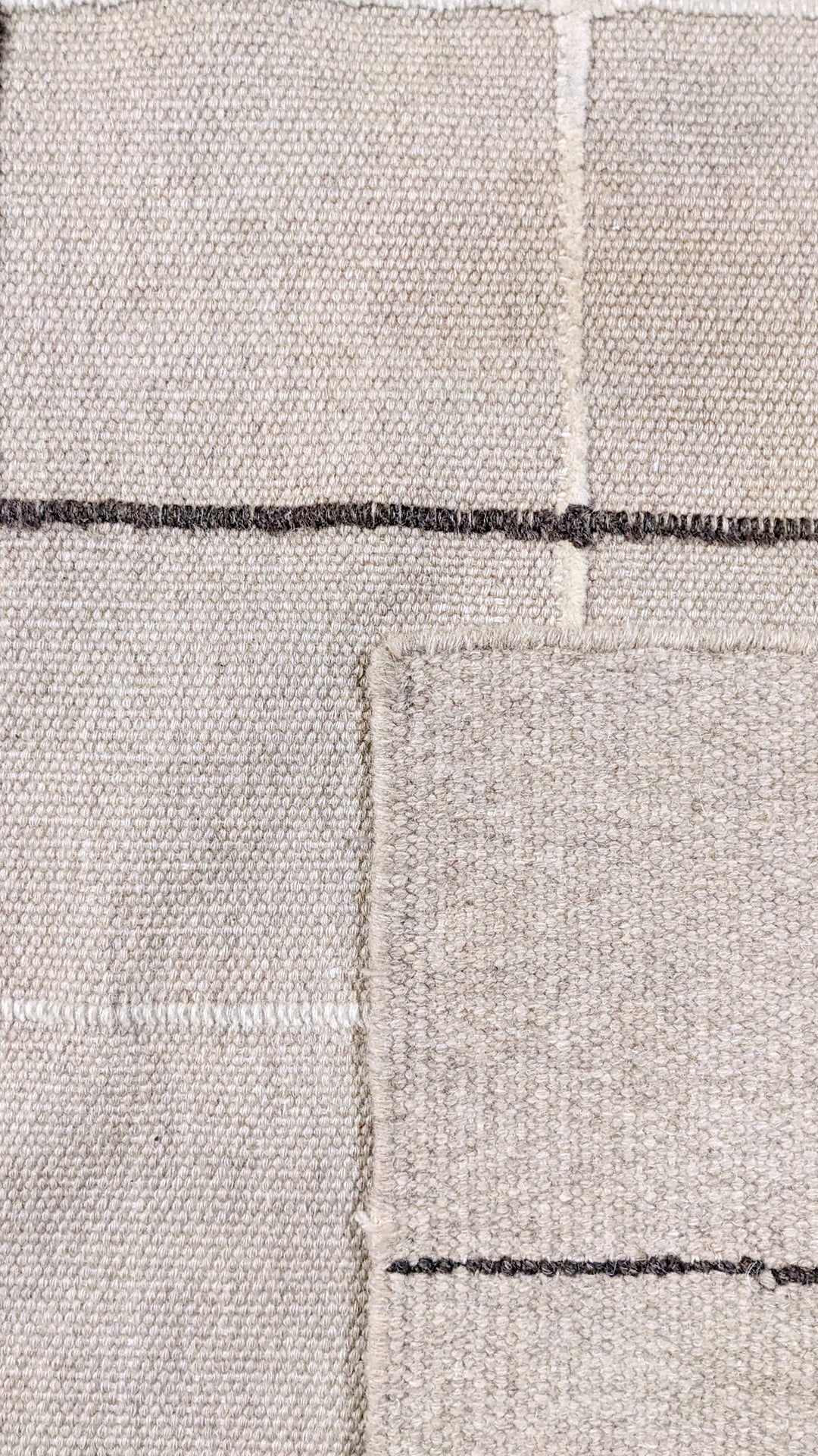 Modern Flatweave Rug - Size: 9.6 x 6.8
