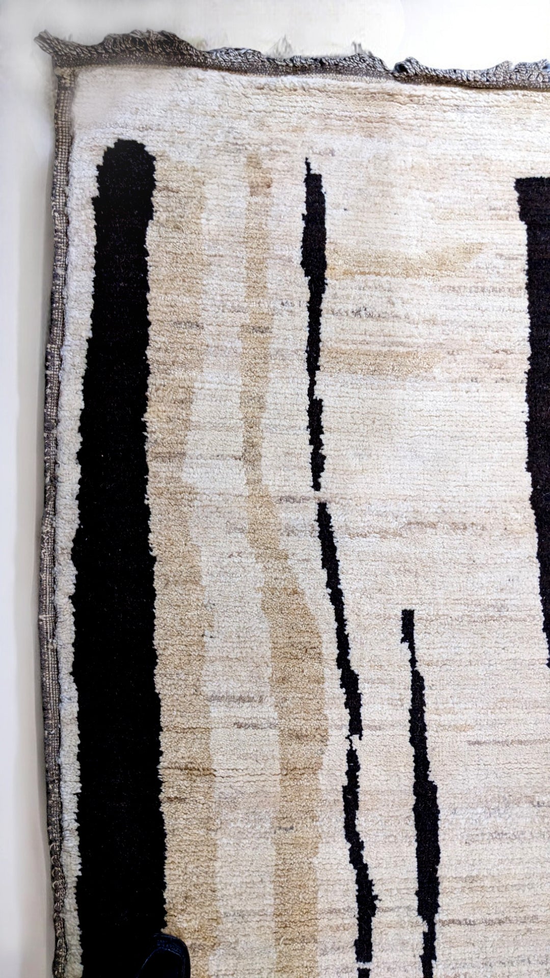 Jynx Hand Knotted Rug - Size: 9.9 x 8