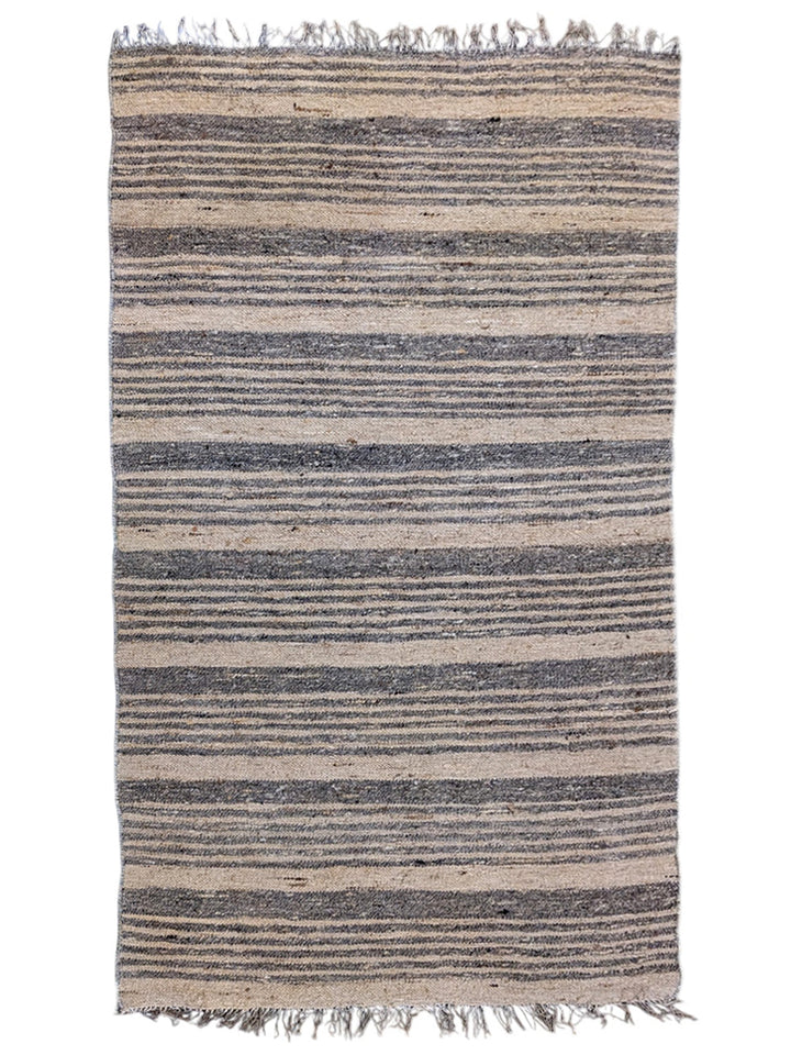 Modern Flatweave Rug - Size: 5.9 x 3.6