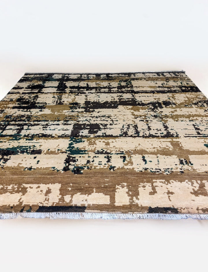Giro Hand Knotted Rug - Size: 10.4 x 8.1