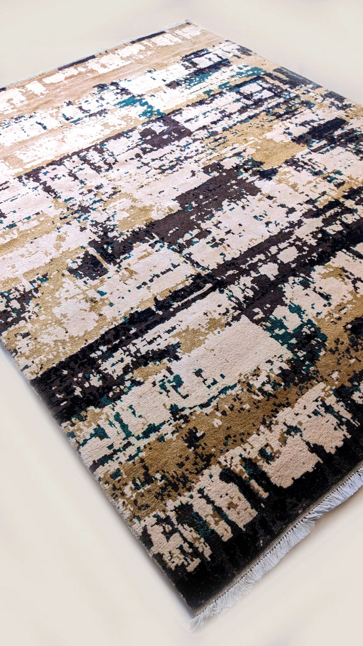 Giro Hand Knotted Rug - Size: 10.4 x 8.1