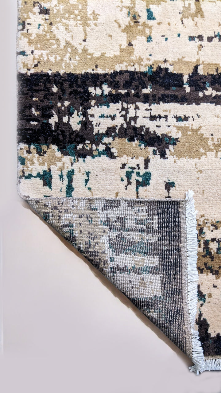 Giro Hand Knotted Rug - Size: 10.4 x 8.1