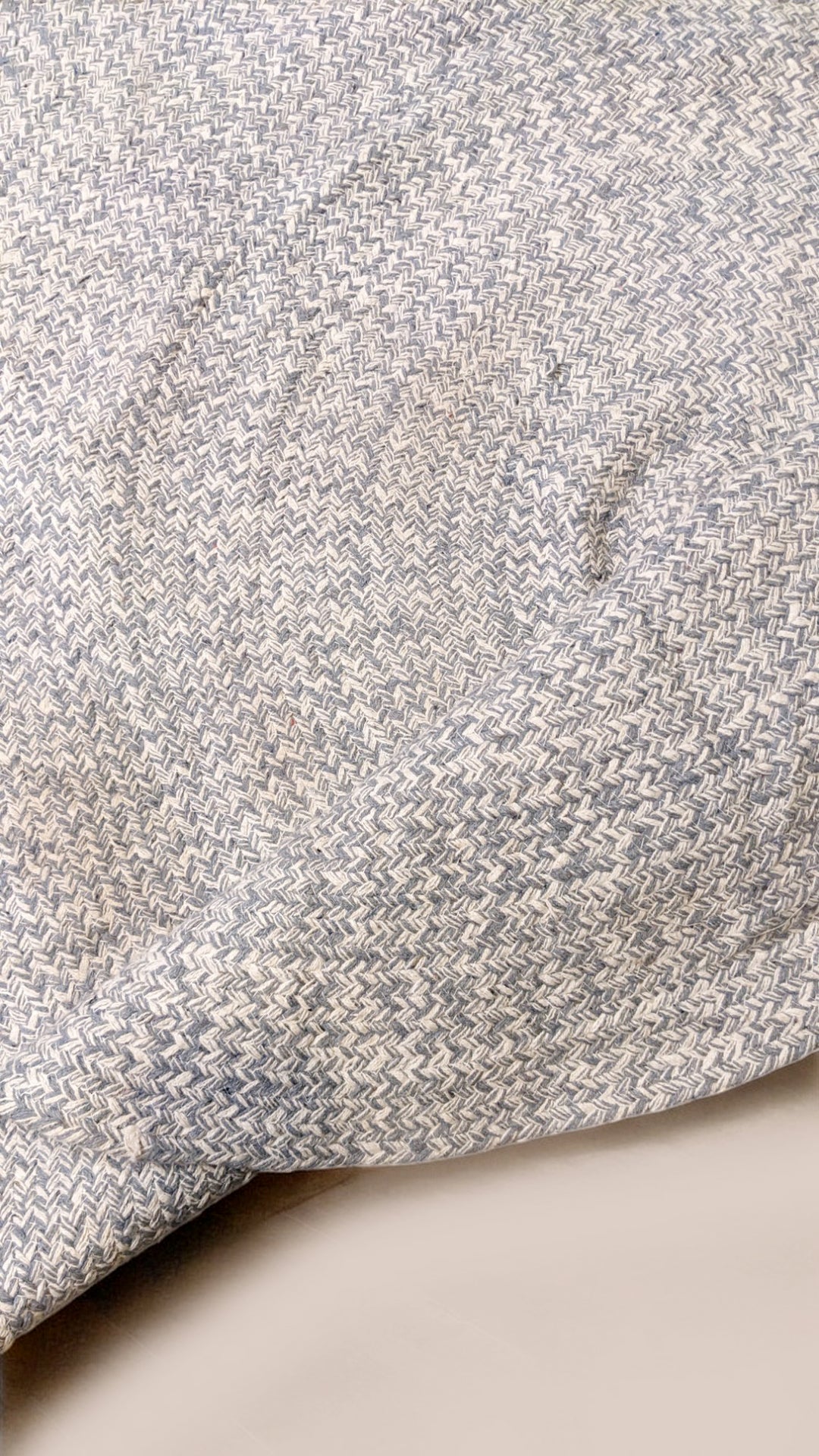 Braided Natural Jute Rug - Size: 3.10 x 3.10