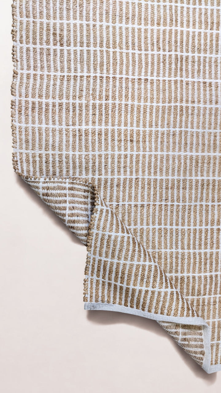 Vistara Natural Jute Rug - Size: 6 x 4