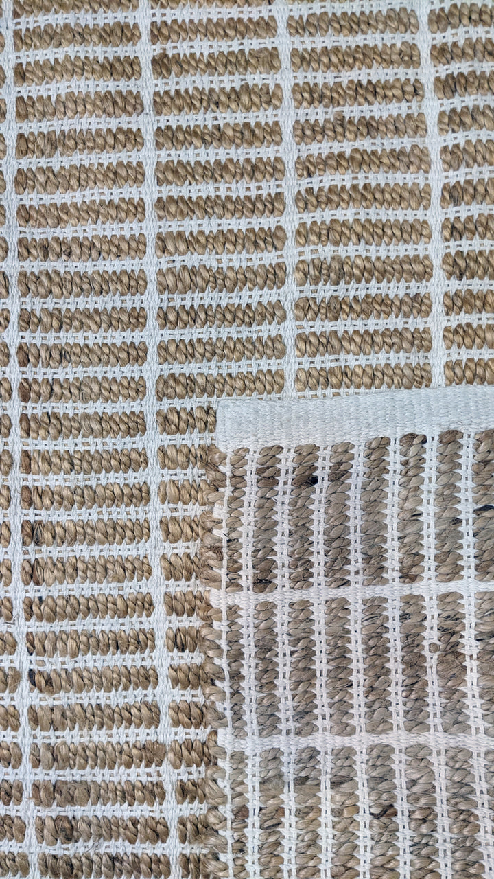 Vistara Natural Jute Rug - Size: 6 x 4