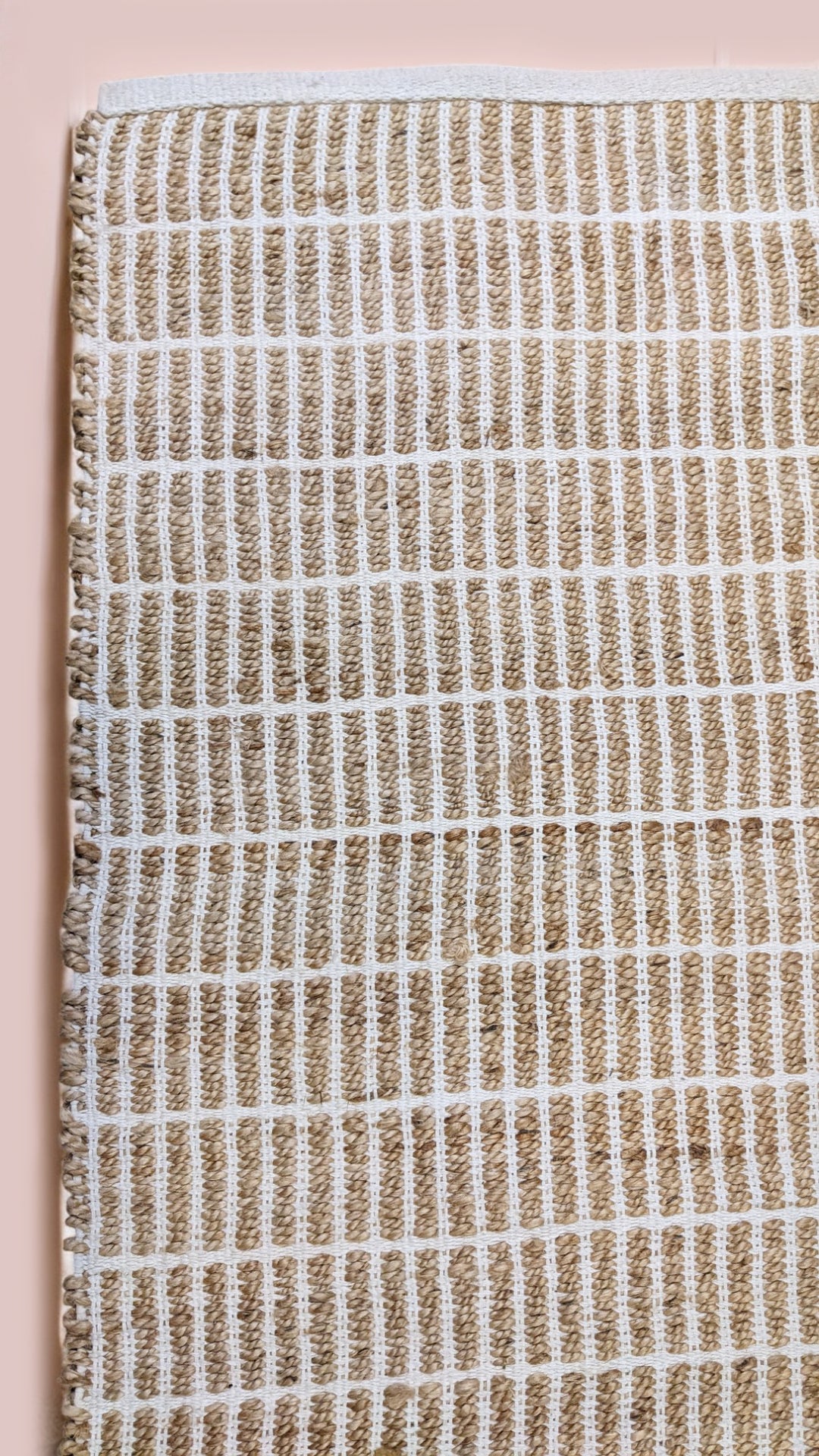 Vistara Natural Jute Rug - Size: 6 x 4