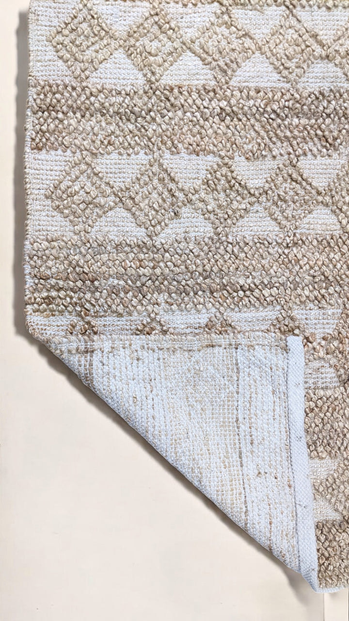 Braided Natural Jute Rug - Size: 7.4 x 4.10