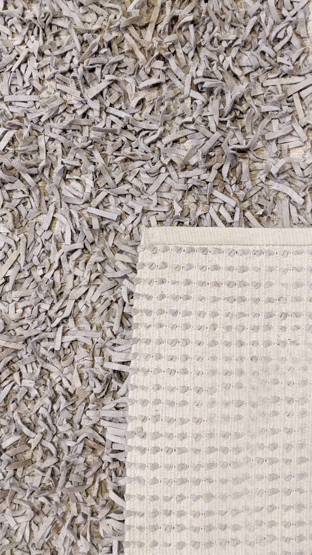 Shaggy Leather Rug - Size: 6.3 x 4