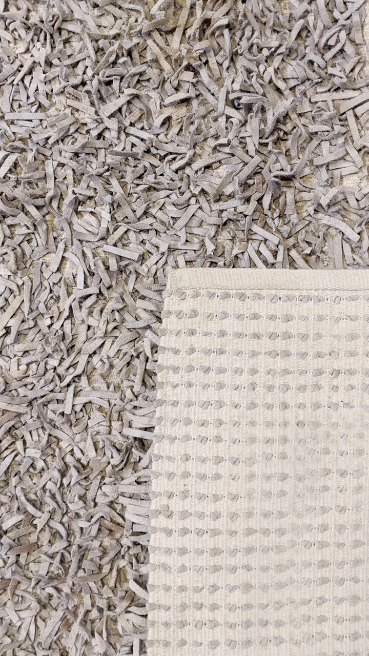 Shaggy Leather Rug - Size: 6.3 x 4