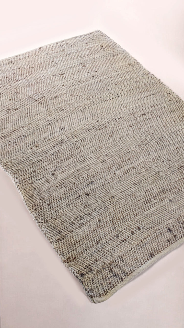 Loop Natural Jute Rug - Size: 7.10 x 5