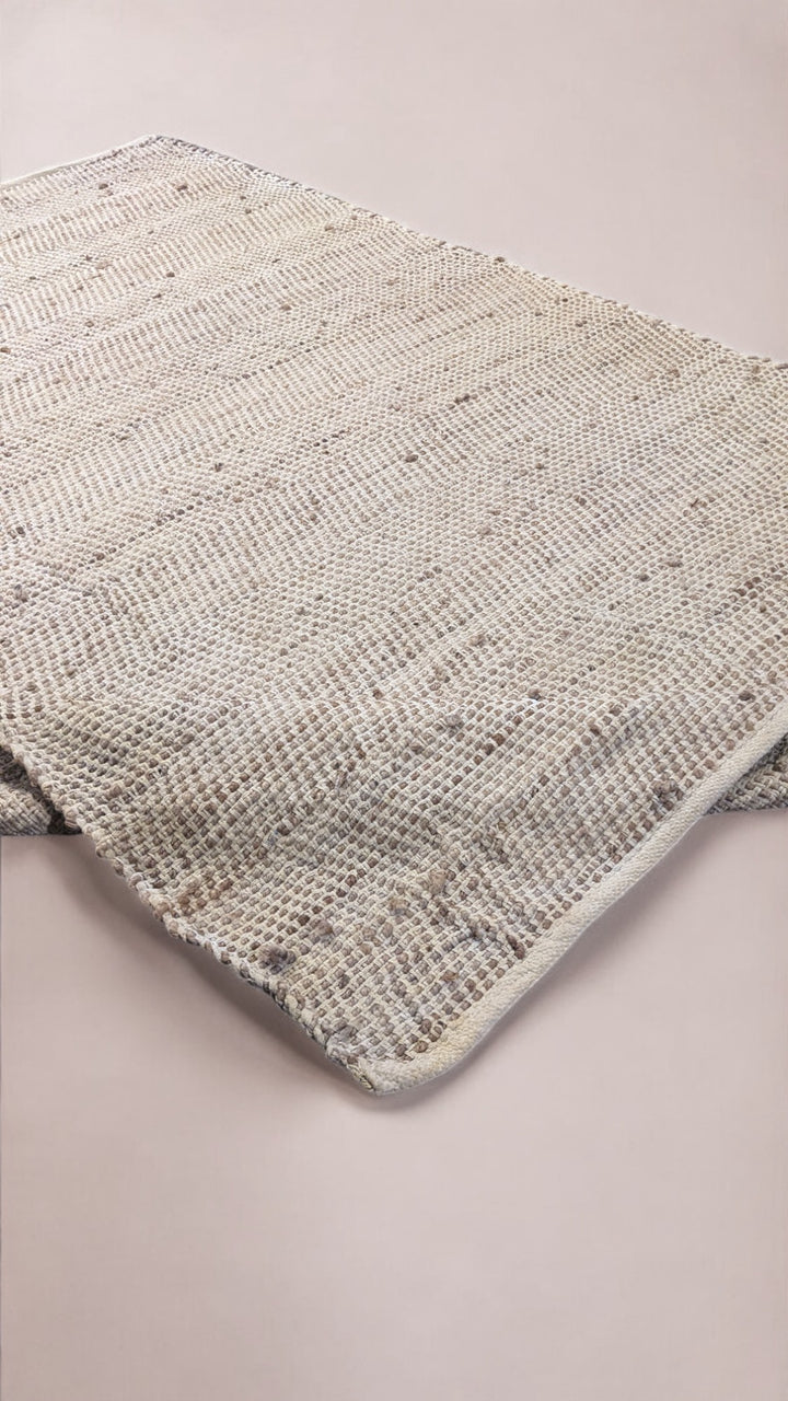 Loop Natural Jute Rug - Size: 7.10 x 5