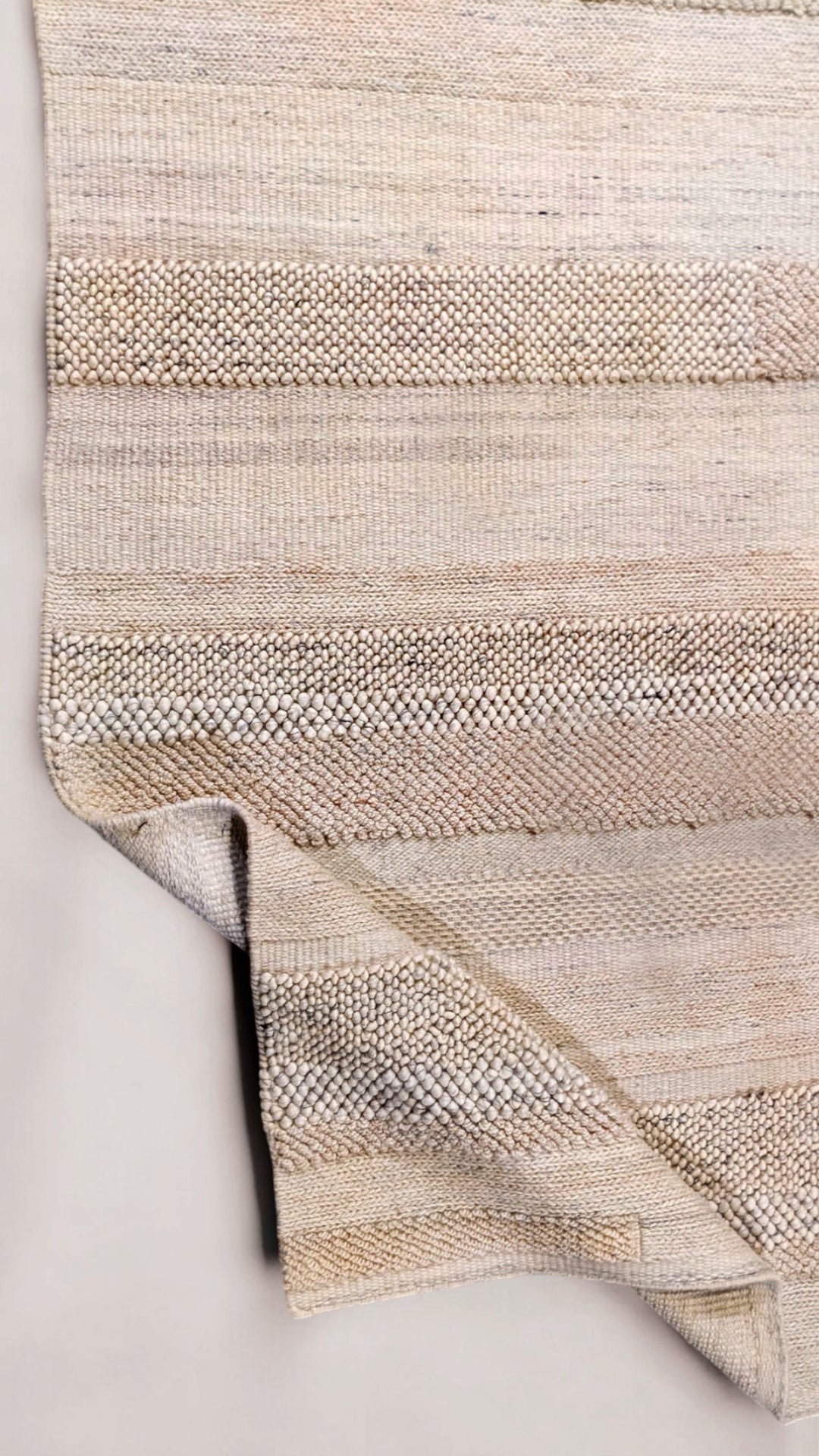 Ochre Modern Textured Wool Rug - Size: 7.8 x 5.4