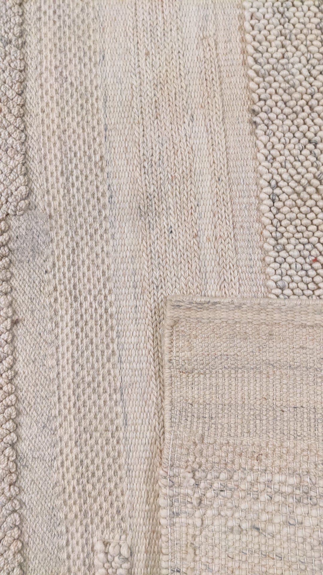 Ochre Modern Textured Wool Rug - Size: 7.8 x 5.4