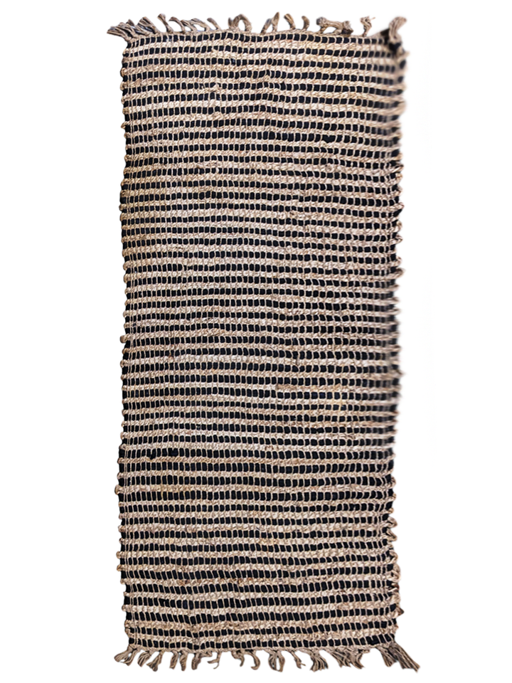 Braided Natural Jute Rug - Size: 4.9 x 2.3