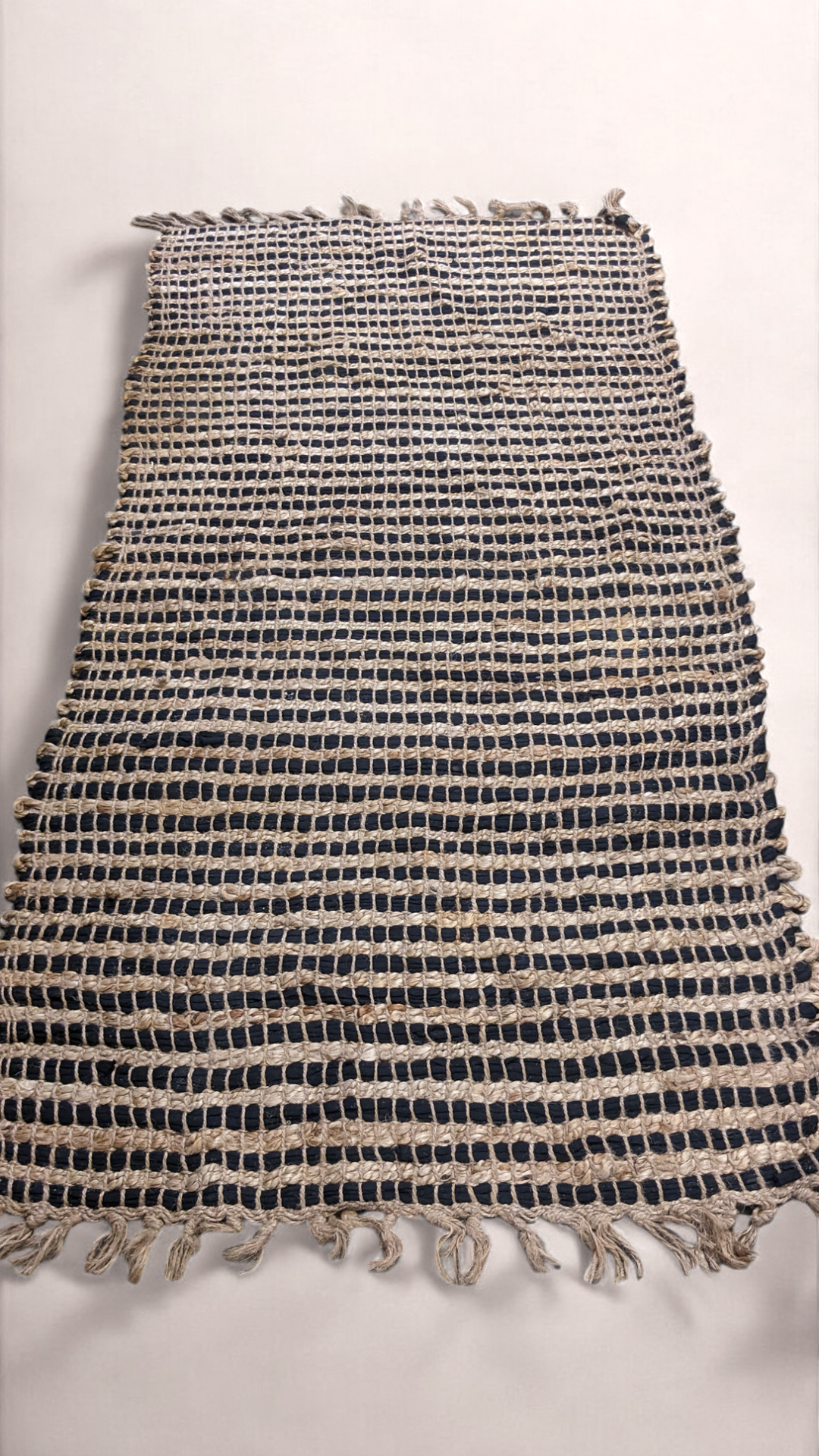 Braided Natural Jute Rug - Size: 4.9 x 2.3