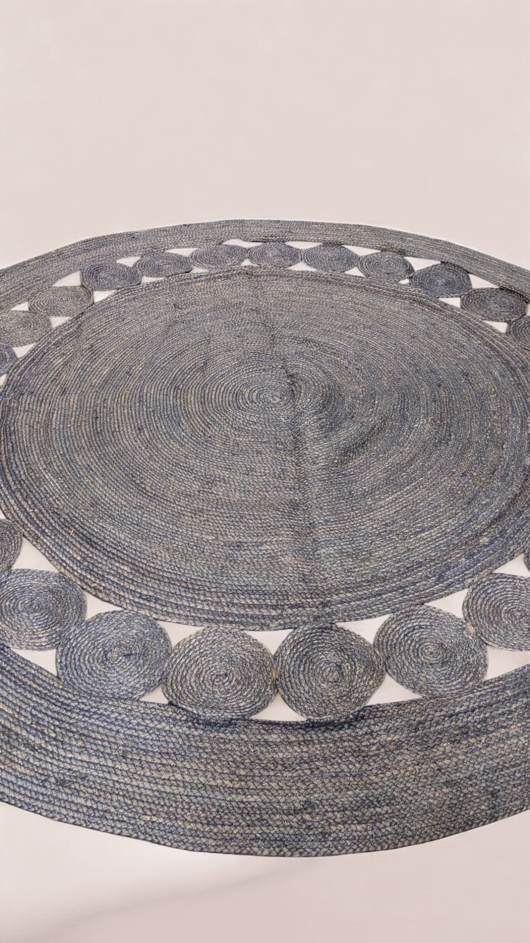 Braided Overdyed Jute Rug - Size: 7.8 x 7.8