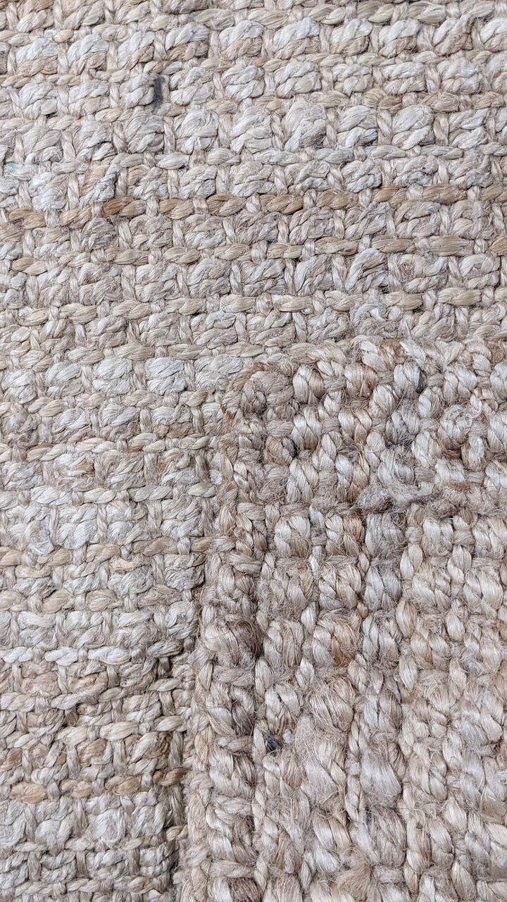 Chunky Natural Jute Runner - Size: 6.1 x 2