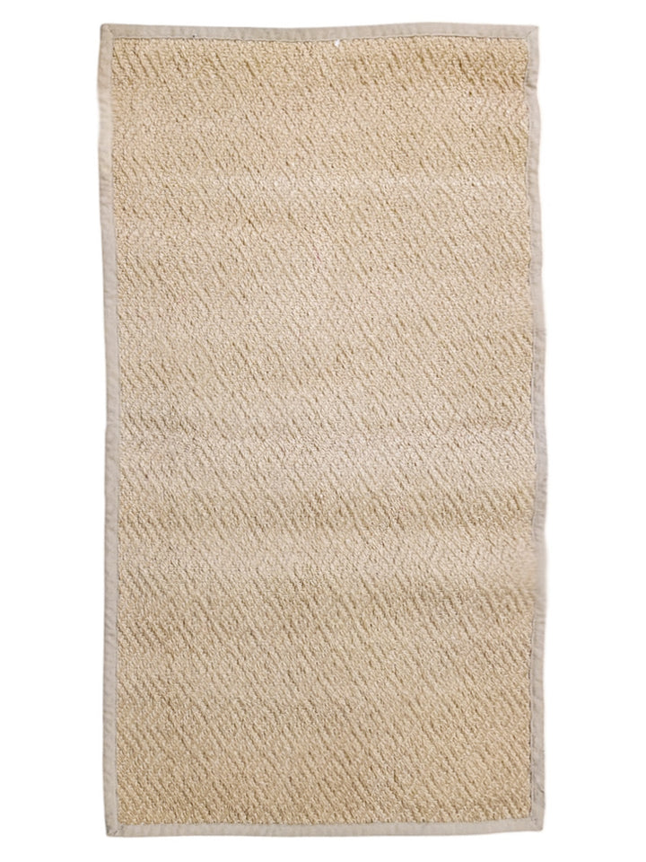 Braided Natural Jute Rug - Size: 4.9 x 2.7