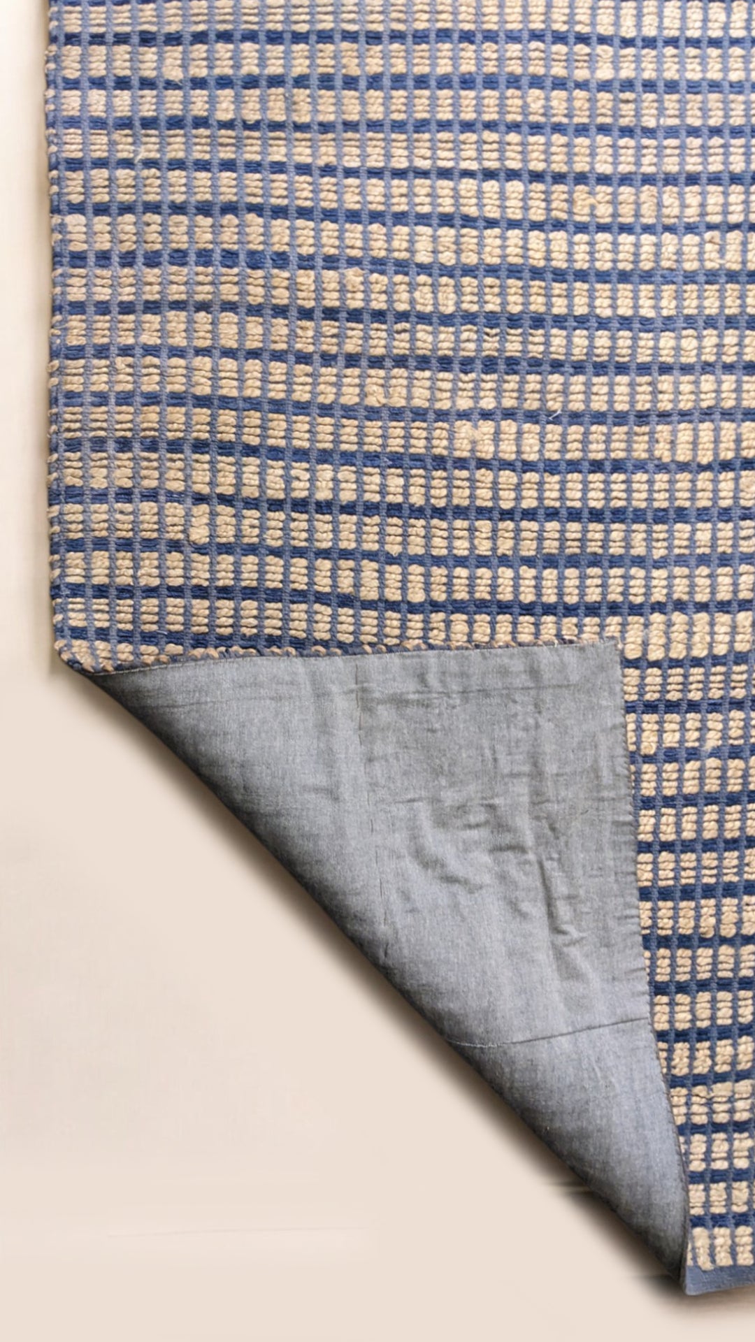 Loop Natural Jute Rug - Size: 8.9 x 6.9