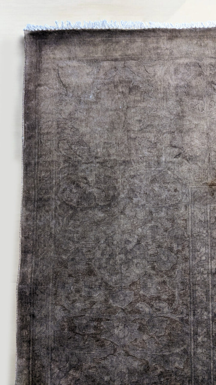 Kaiwha - Size: 10 x 8