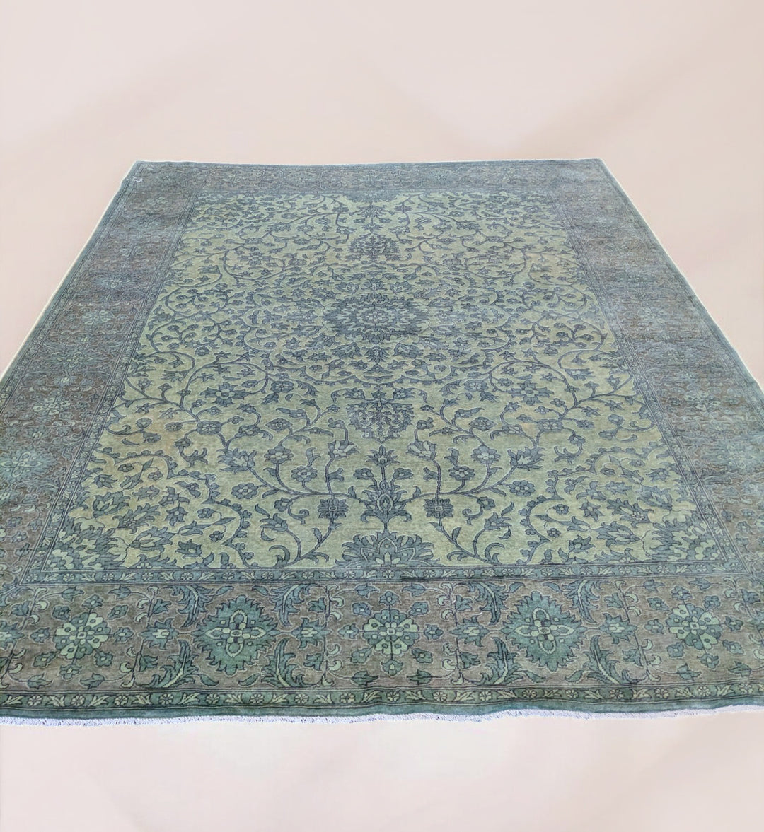 Lunex - Size: 10.1 x 8