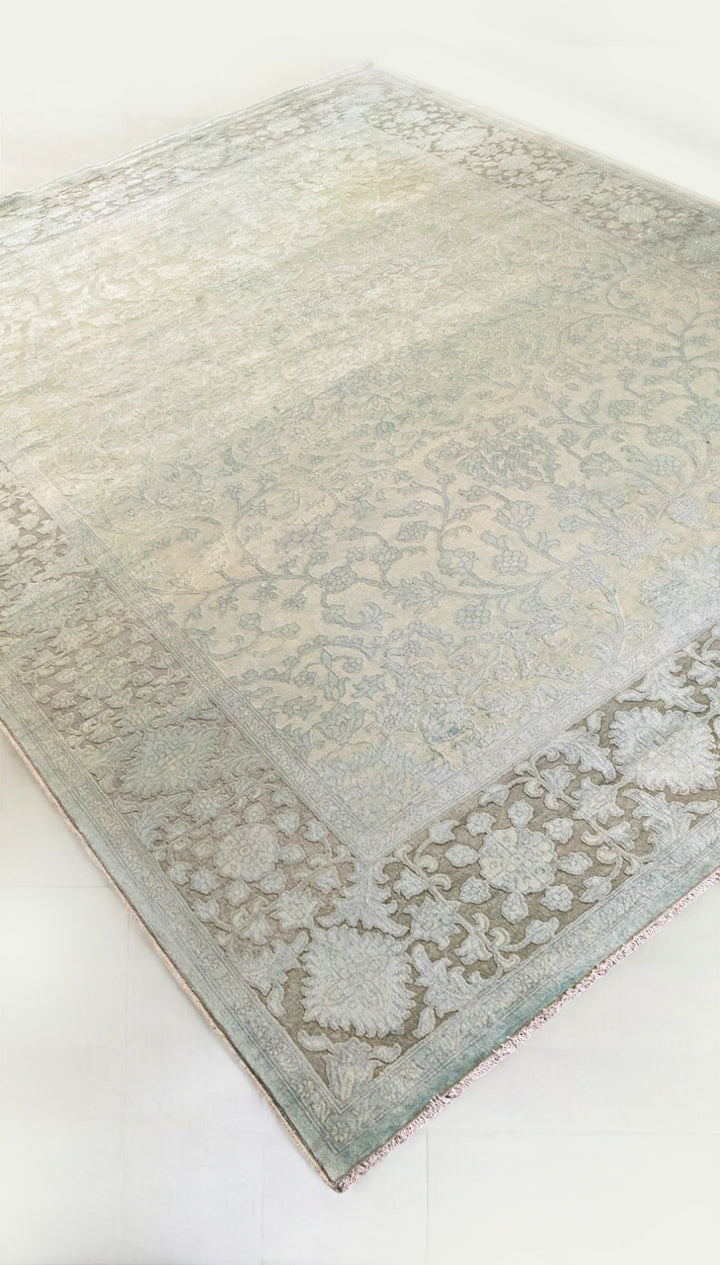 Lunex - Size: 10.1 x 8