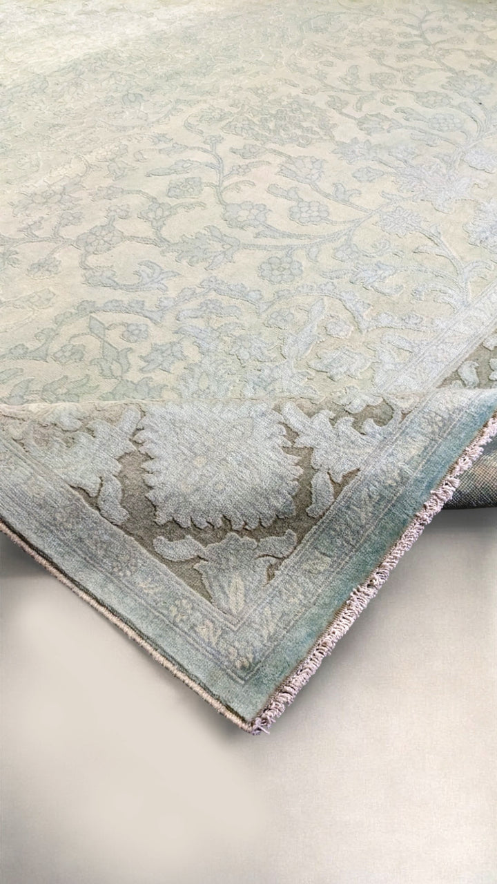 Lunex - Size: 10.1 x 8