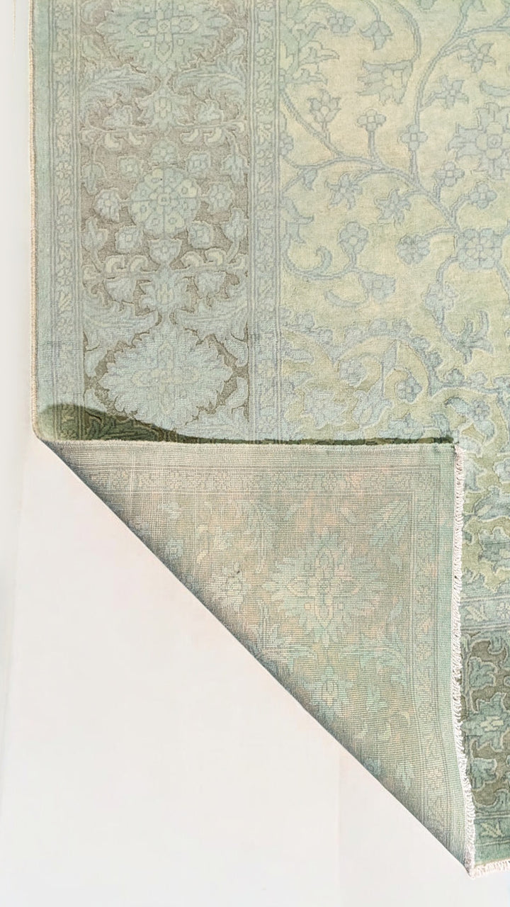 Lunex - Size: 10.1 x 8